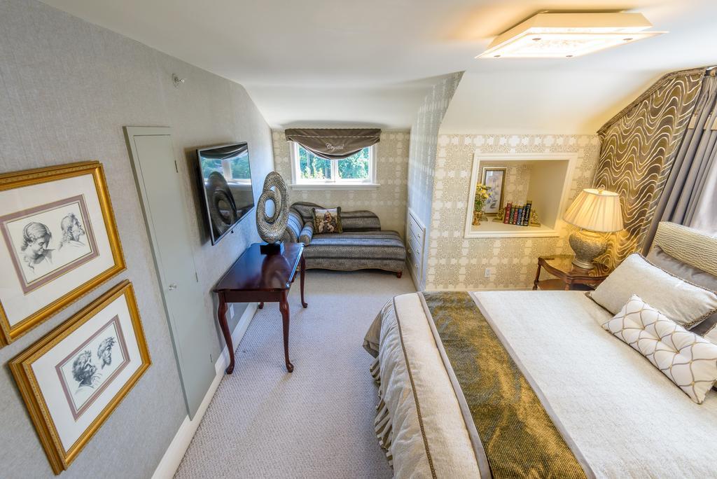 Crystal'S View Bed & Breakfast North Vancouver Ngoại thất bức ảnh