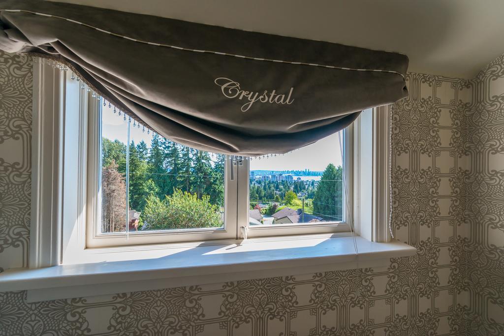 Crystal'S View Bed & Breakfast North Vancouver Ngoại thất bức ảnh