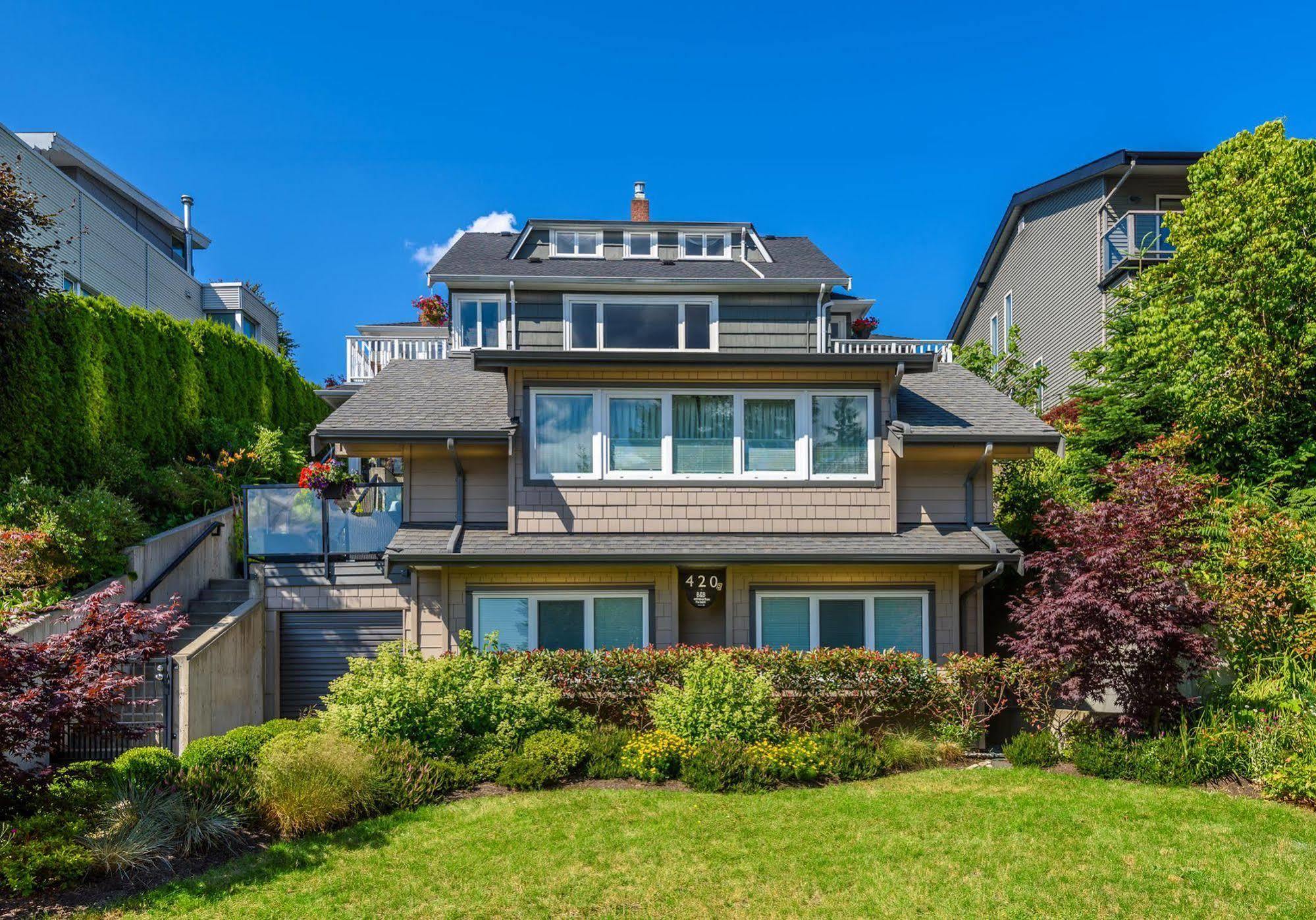 Crystal'S View Bed & Breakfast North Vancouver Ngoại thất bức ảnh