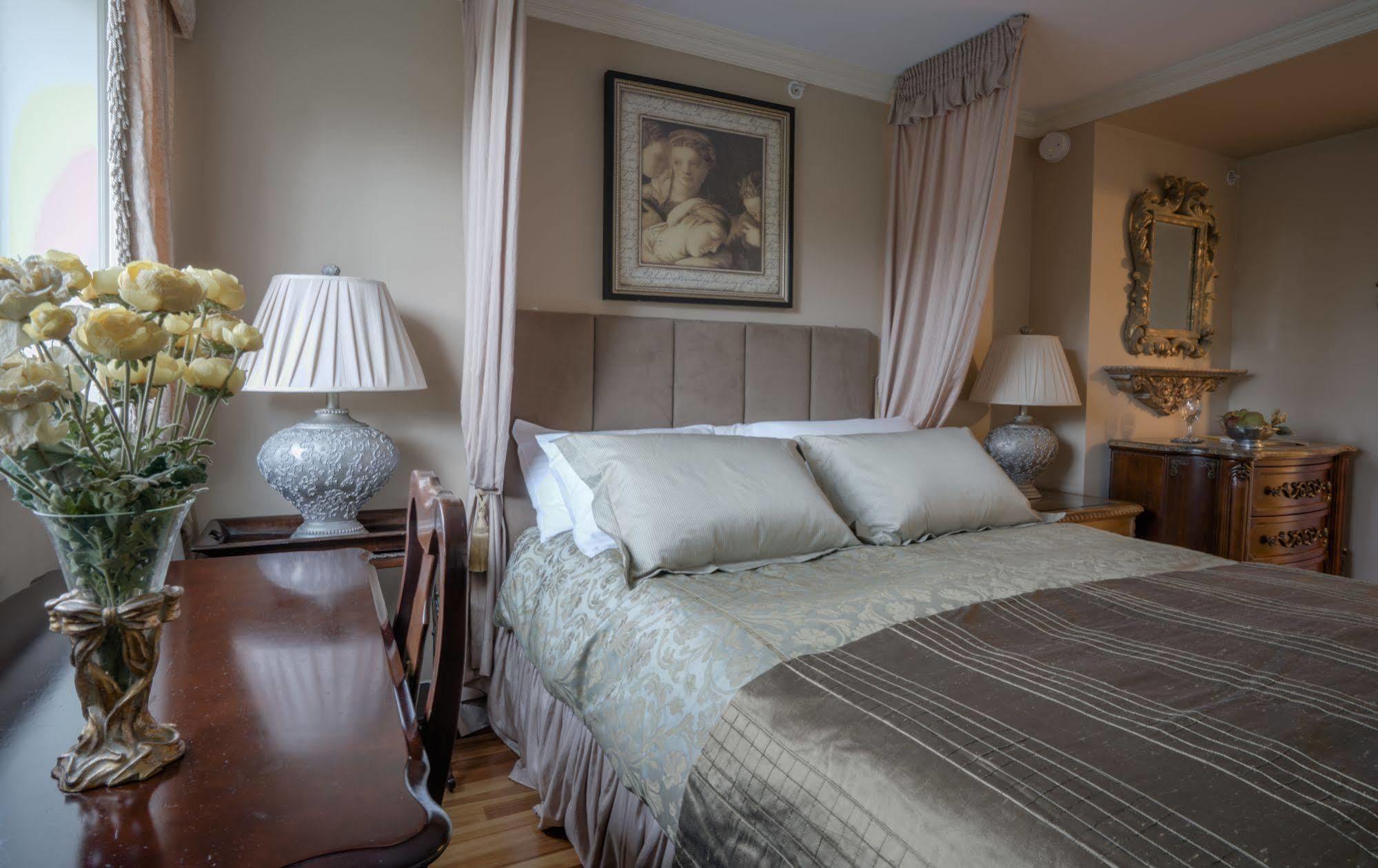 Crystal'S View Bed & Breakfast North Vancouver Ngoại thất bức ảnh