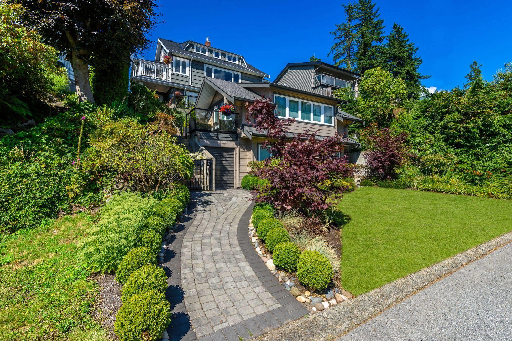 Crystal'S View Bed & Breakfast North Vancouver Ngoại thất bức ảnh