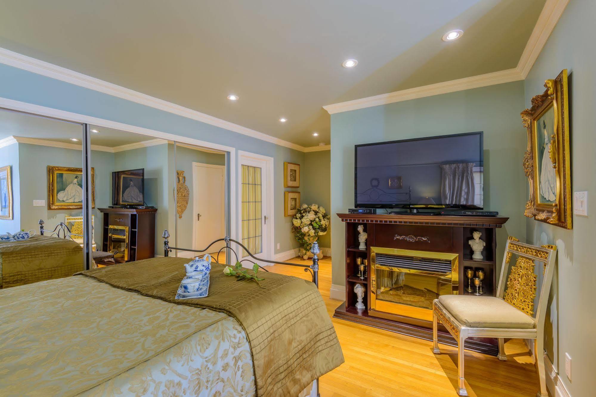 Crystal'S View Bed & Breakfast North Vancouver Ngoại thất bức ảnh